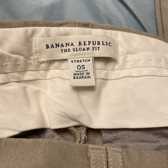 Banana Republic Khaki wide leg trousers. size 0 short. - Picture 3 of 5